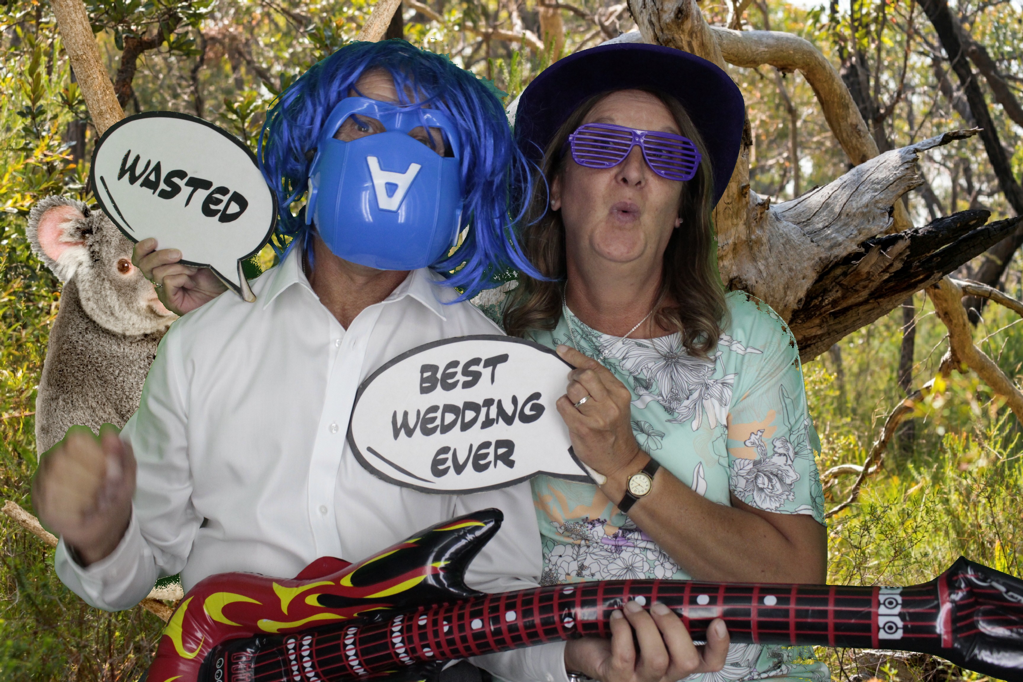 Mr & Mrs Brooks | View more photos from the event at gallery.myphotoboothexperience.co.uk/u/MyPhotoBoothExperienceLtd/Mr-Mrs-Brooks